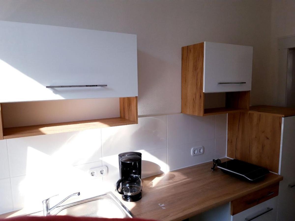 Appartment Am Hafen Von シュトラールズント エクステリア 写真